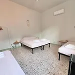 Safeheaven Sardinia منزل للإقامة دورغالي